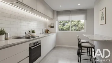 Apartamento T3 em Sacavém
