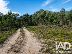 Land in Melres
