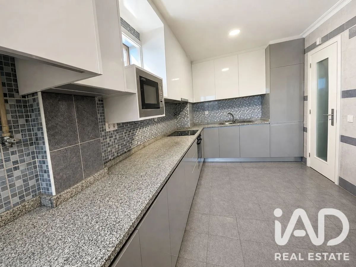 Apartamento de 100 m² em Rio Tinto