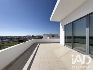 Apartamento T3 em Olhão