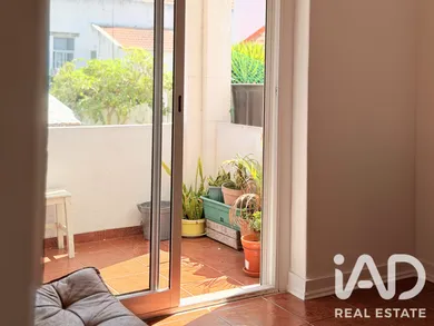 Apartamento T2 em Trafaria