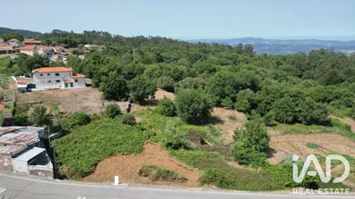 Terreno urbano em Vila Nova