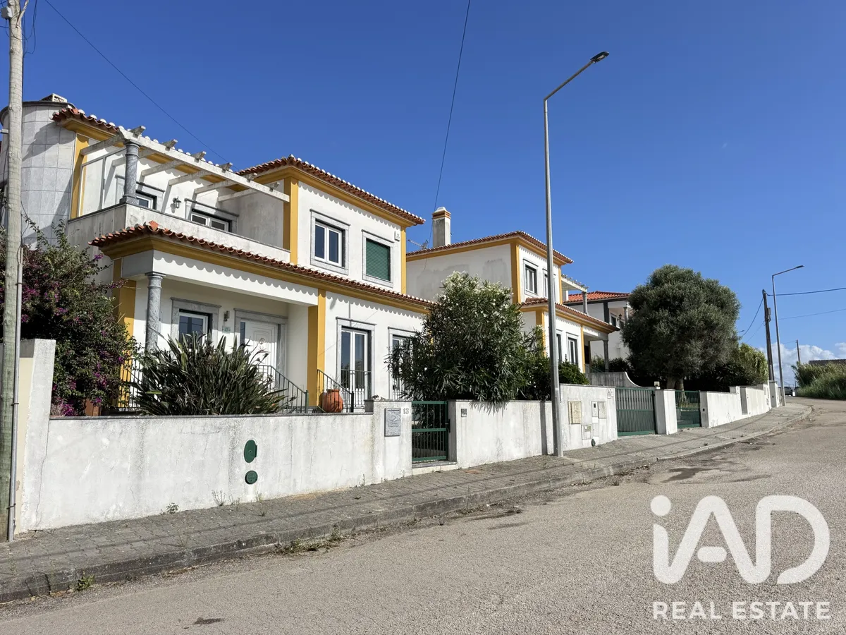 Casa/Moradia 4 quartos de 223 m² em Santa Bárbara