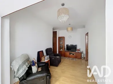 Apartamento T1 em Almada