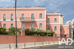 Apartamento T3 em Lisboa