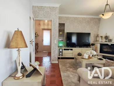 Apartamento T3 em Paços de Brandão