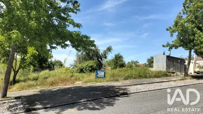 Fotografia 5 de Terreno urbano de 671 m² em Leiria