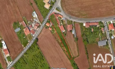 Fotografia 1 de Terreno urbano de 1528 m² em Válega