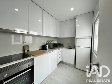 Apartamento T2 em Sesimbra