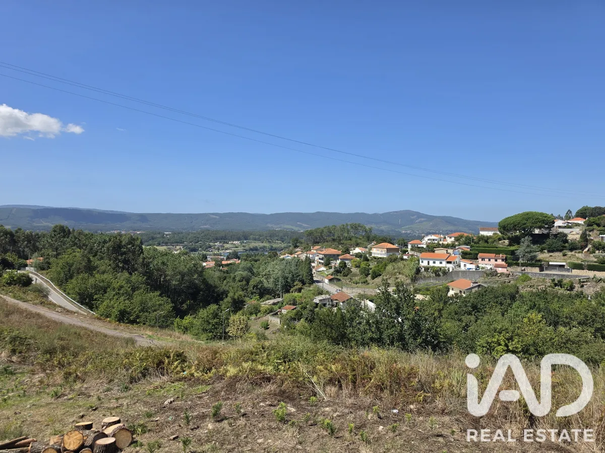 Terreno urbano de 500 m² em Vila Nova de Cerveira