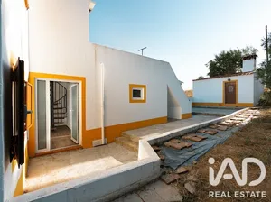 Casa/Moradia em Vale de Santiago