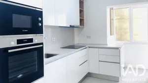 Apartamento T3 em Almada