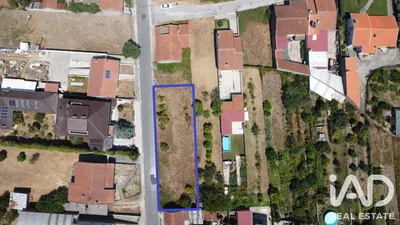 Fotografia 3 de Terreno urbano de 683 m² em Fermentelos