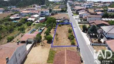 Terreno urbano em Fermentelos