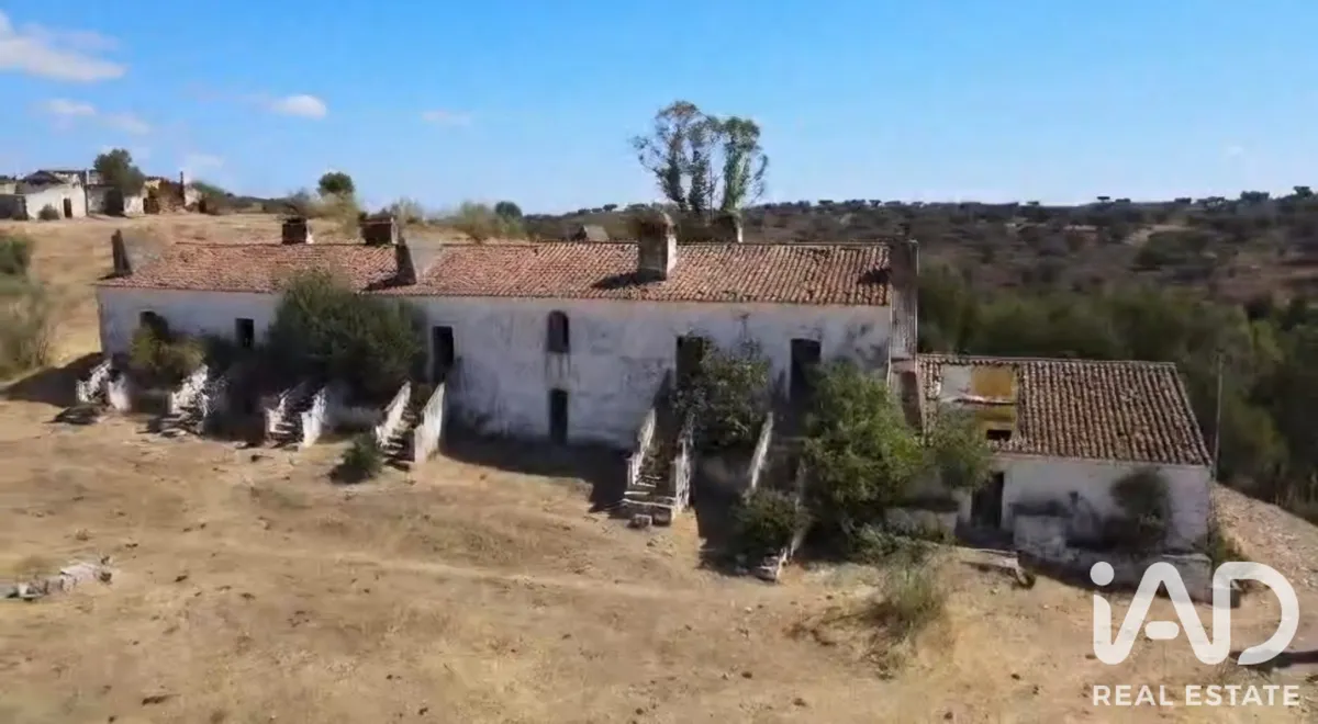 Herdade de 1200 m² em União de Freguesias Alandroal