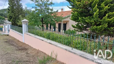 Fotografia 1 de Casa/Moradia 3 quartos de 302 m² em Alvorninha