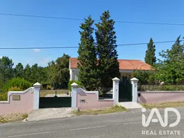 Maison à Alvorninha