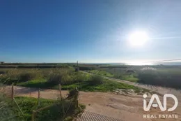 Land  in Peniche