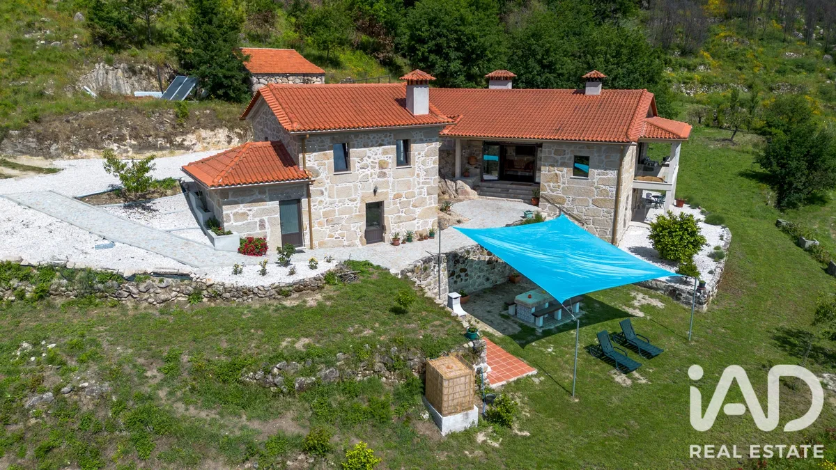 Quinta rural 3 quartos de 376 m² em Oliveira do Hospital