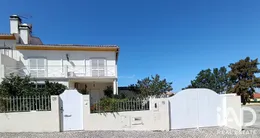 Moradia geminada  em Sesimbra