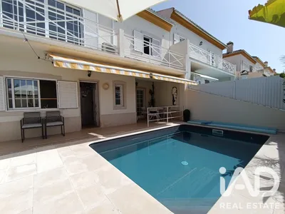 Fotografia 3 de Moradia geminada 3 quartos de 205 m² em Sesimbra