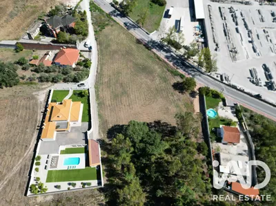 Fotografia 3 de Terreno de 4120 m² em Juncal