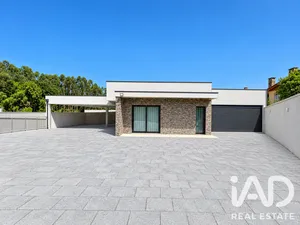 Moradia térrea em Vila Verde
