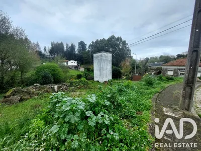 Fotografia 3 de Terreno urbano de 280 m² em Milheirós
