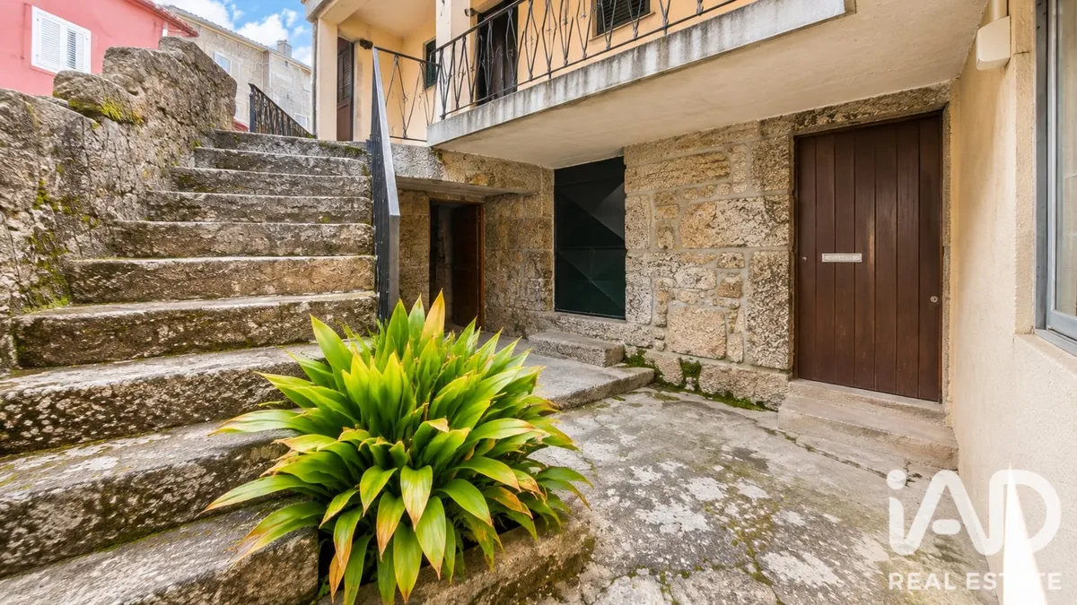 Casa/Moradia 2 quartos de 182 m² em Meruge