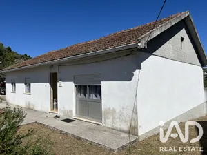 Single-storey house in Presandães