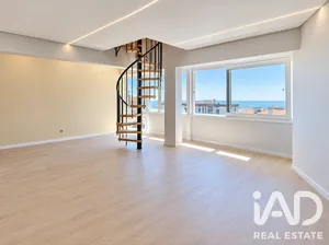 Duplex T2 à Oeiras