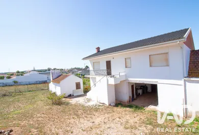 Casa/Moradia em Lamas