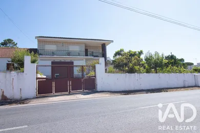 Casa/Moradia em Lamas