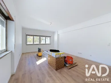 Apartment T2 in Queluz