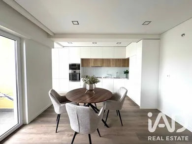 Apartment T3 in Lisboa