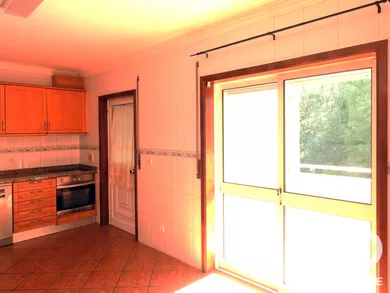 Apartamento T2 em Vila de Cucujães