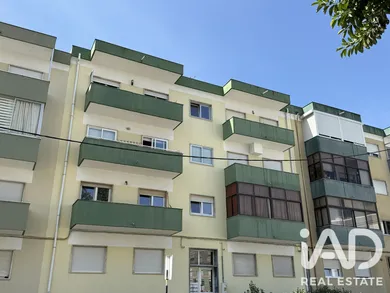 Apartamento T3 em Corroios