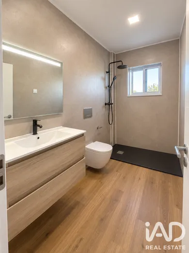 Apartamento T3 em Almada