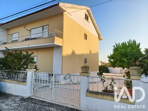 Apartamento T2 em Moita