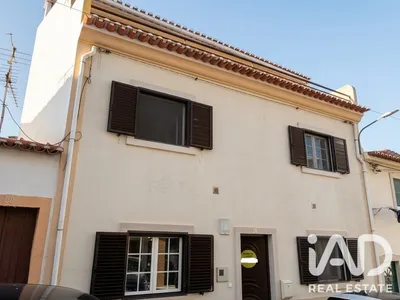 Fotografia 1 de Casa/Moradia 4 quartos de 122 m² em Azambuja