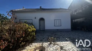 Detached house in Fernao Ferro