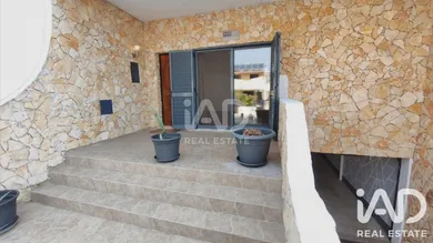 Moradia geminada em Montenegro