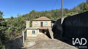 House  in Vila Nova