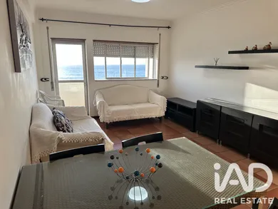 Apartamento T2 em Nazaré