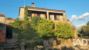 Semi-detached house in Vila Cortês da Serra