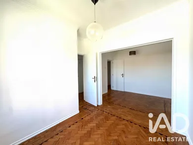 Apartment T2 in Cacém