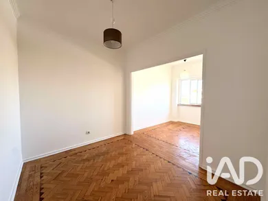 Apartment T2 in Cacém