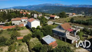 Maison à Nogueira do Cravo