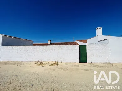 Single-storey house in Salvada