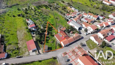 Single-storey house in Foros de Arrão